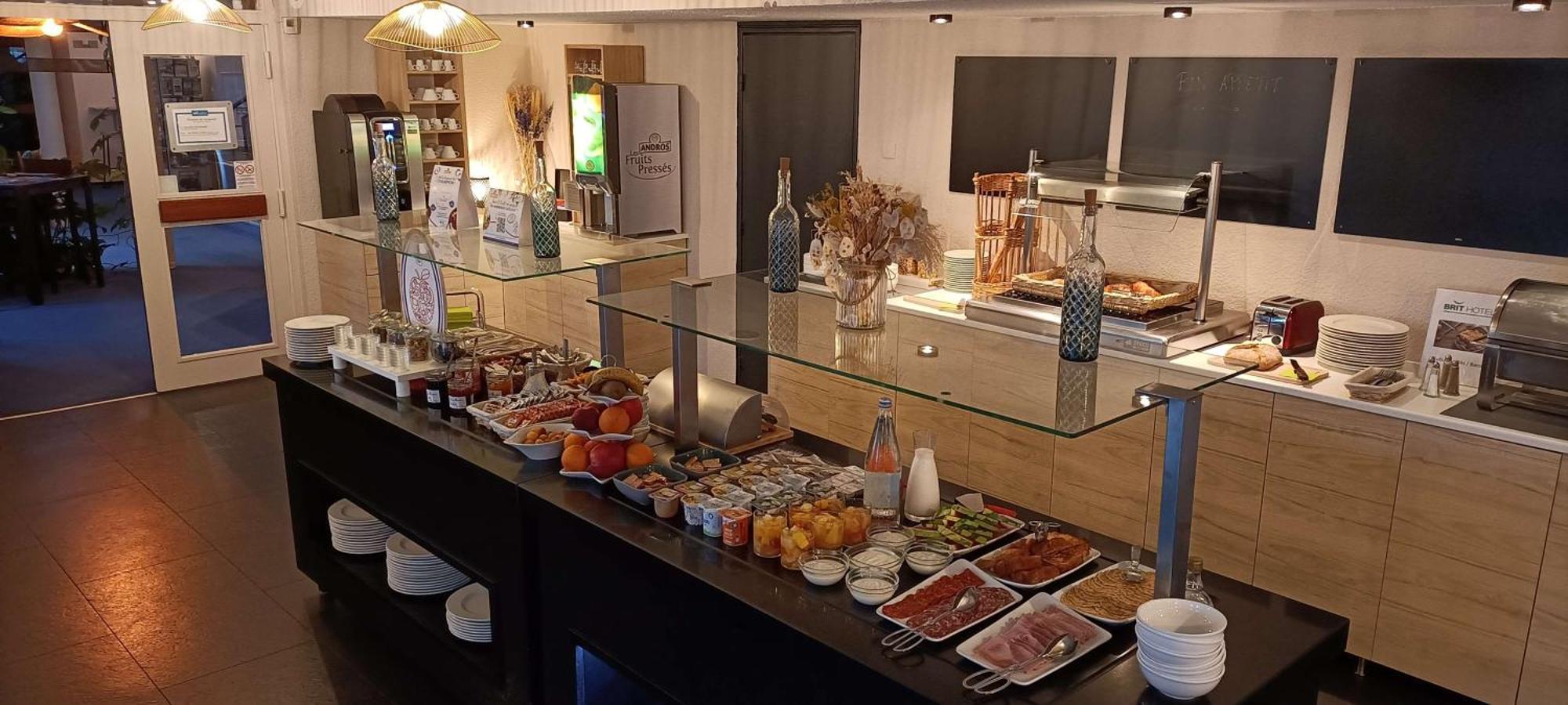 Brit Hotel Caen Herouville Eksteriør bilde